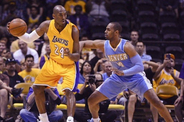 Aaron Affalo guarding the returning Kobe Bryant in a pre-season game earlier this month.
Credit: Sliverscreenandroll.com  