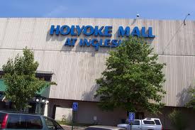 Our beloved Holyoke Mall - place with an ever changing food court.