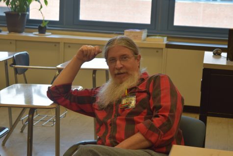 Mr. Feinberg’s Financial Literacy Course Brings Math Into The Real World