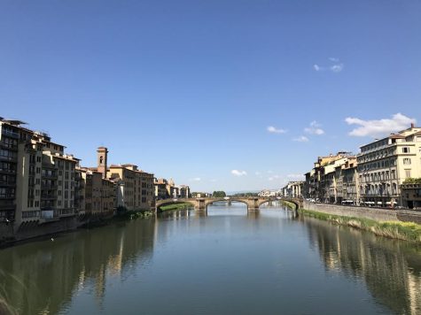 Holyoke Students See Spain, France, and Italy Over April Break