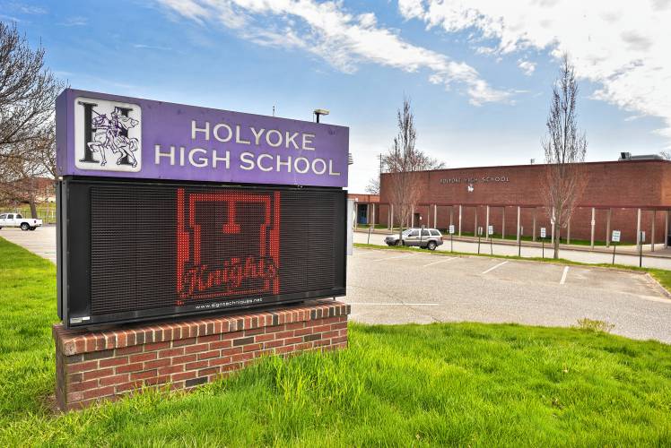 Holyoke+High+School%2C+Wednesday%2C+April+29%2C+2020.